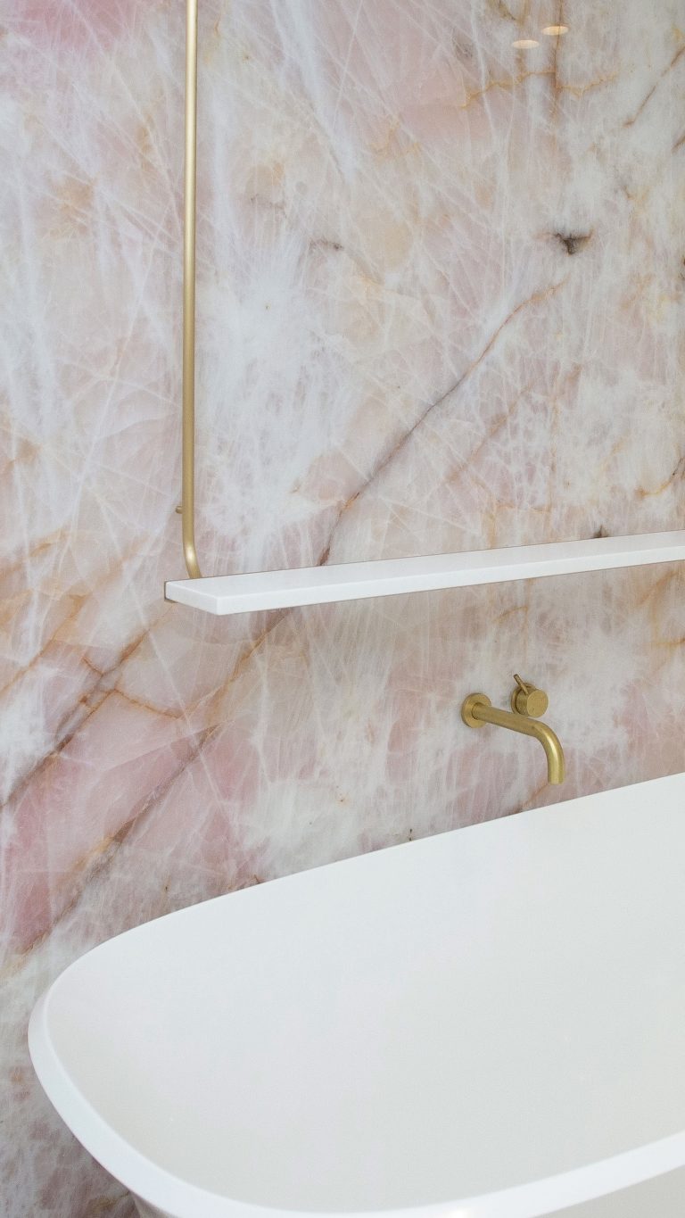 Rosa Calmante Quartzite CDK Stone wall cladding in bathroom